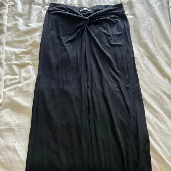 Rylan Knit Two Piece - Picture 5 of 6